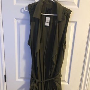 Sleeveless duster coat